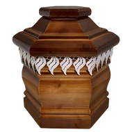 Hatszögletű fa urnakoporsó-dió